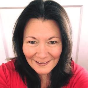 Meet your Posher, Lelia